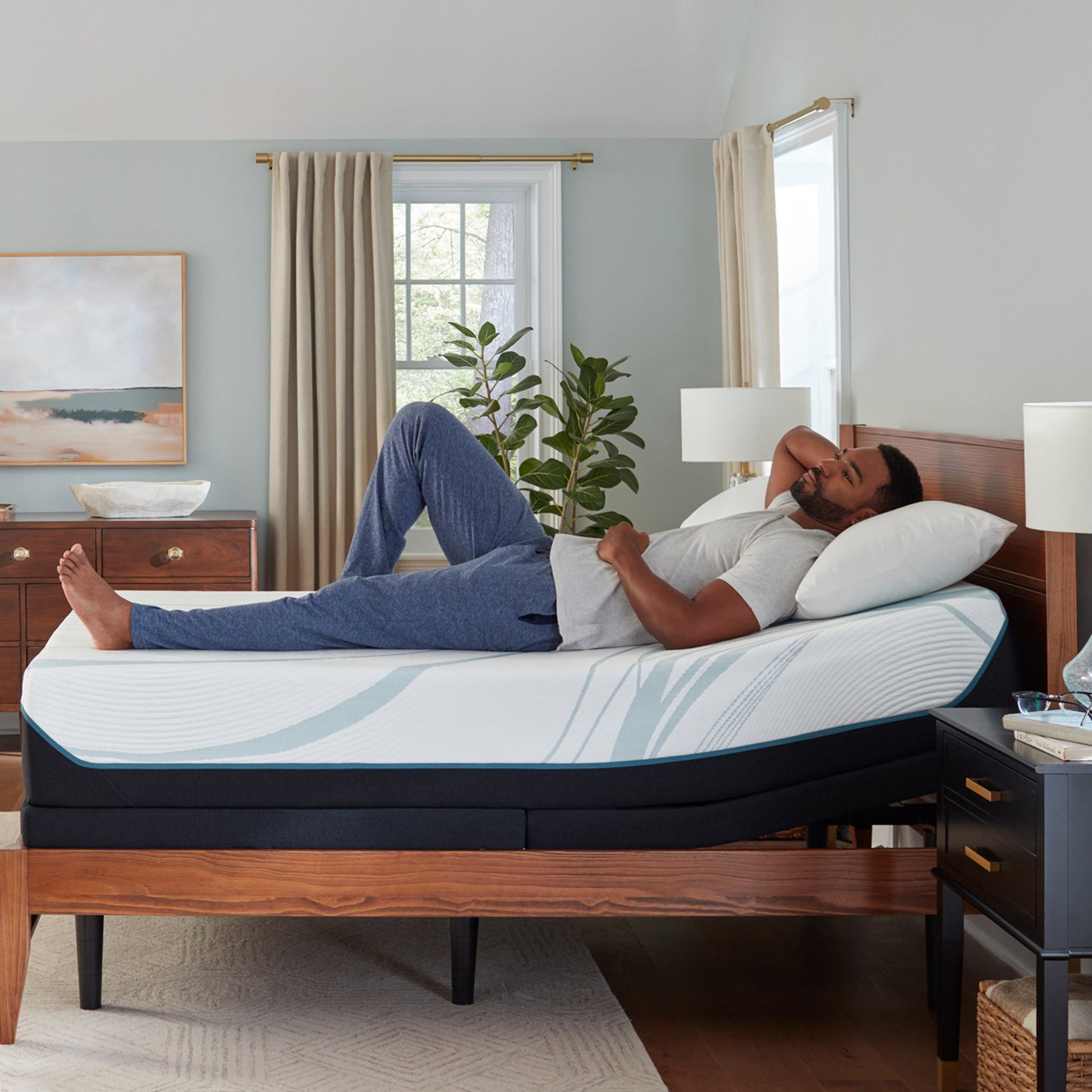 Tempur-Pedic TEMPUR-Adapt Medium Hybrid Mattress – Image 13