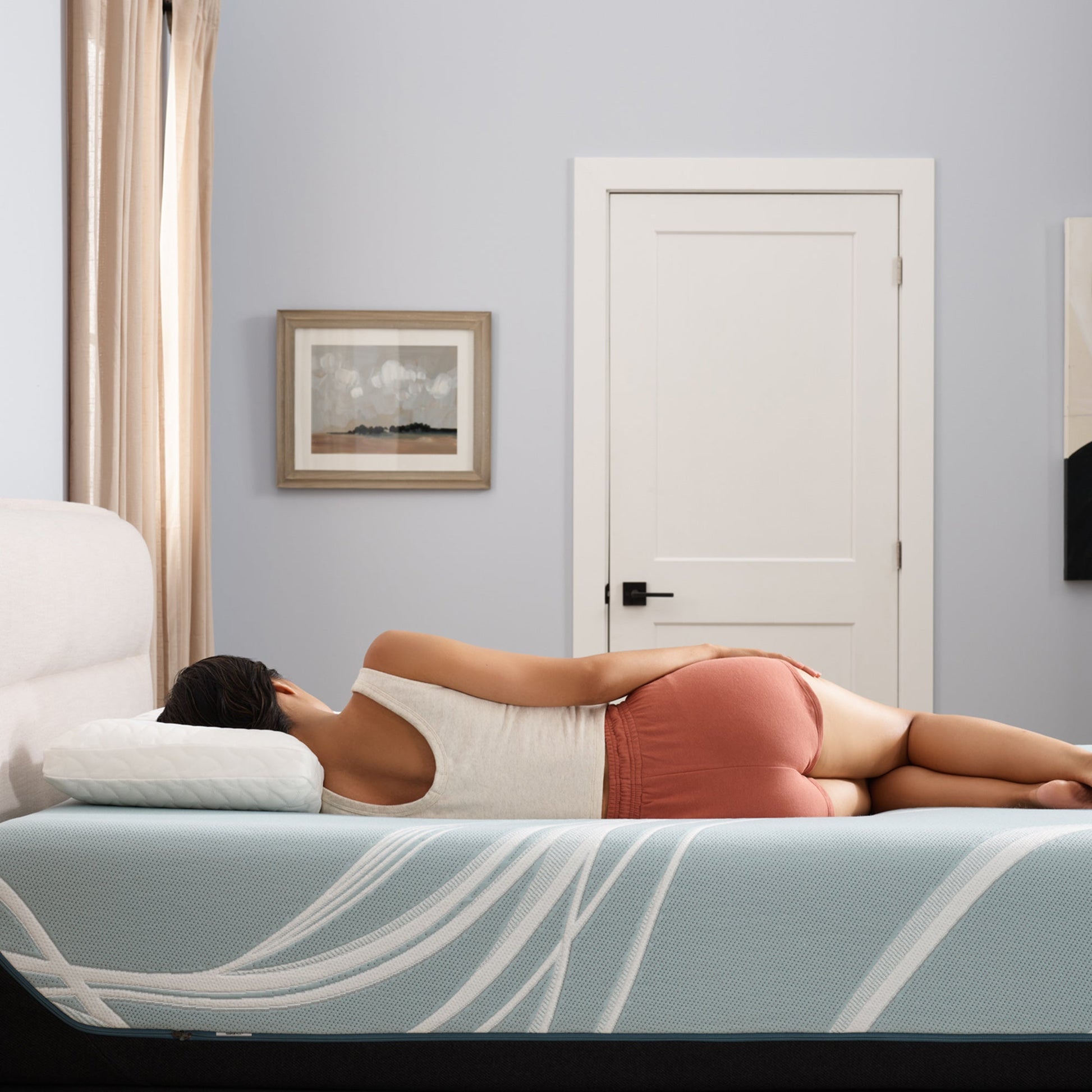 Tempur-Pedic TEMPUR-LuxeAdapt Firm Mattress – Image 12