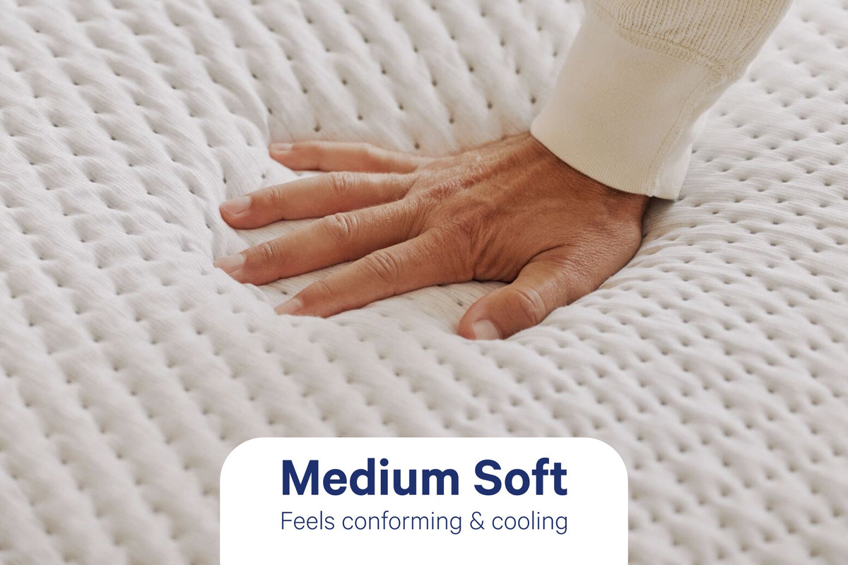 Casper Snow Max medium-soft feel